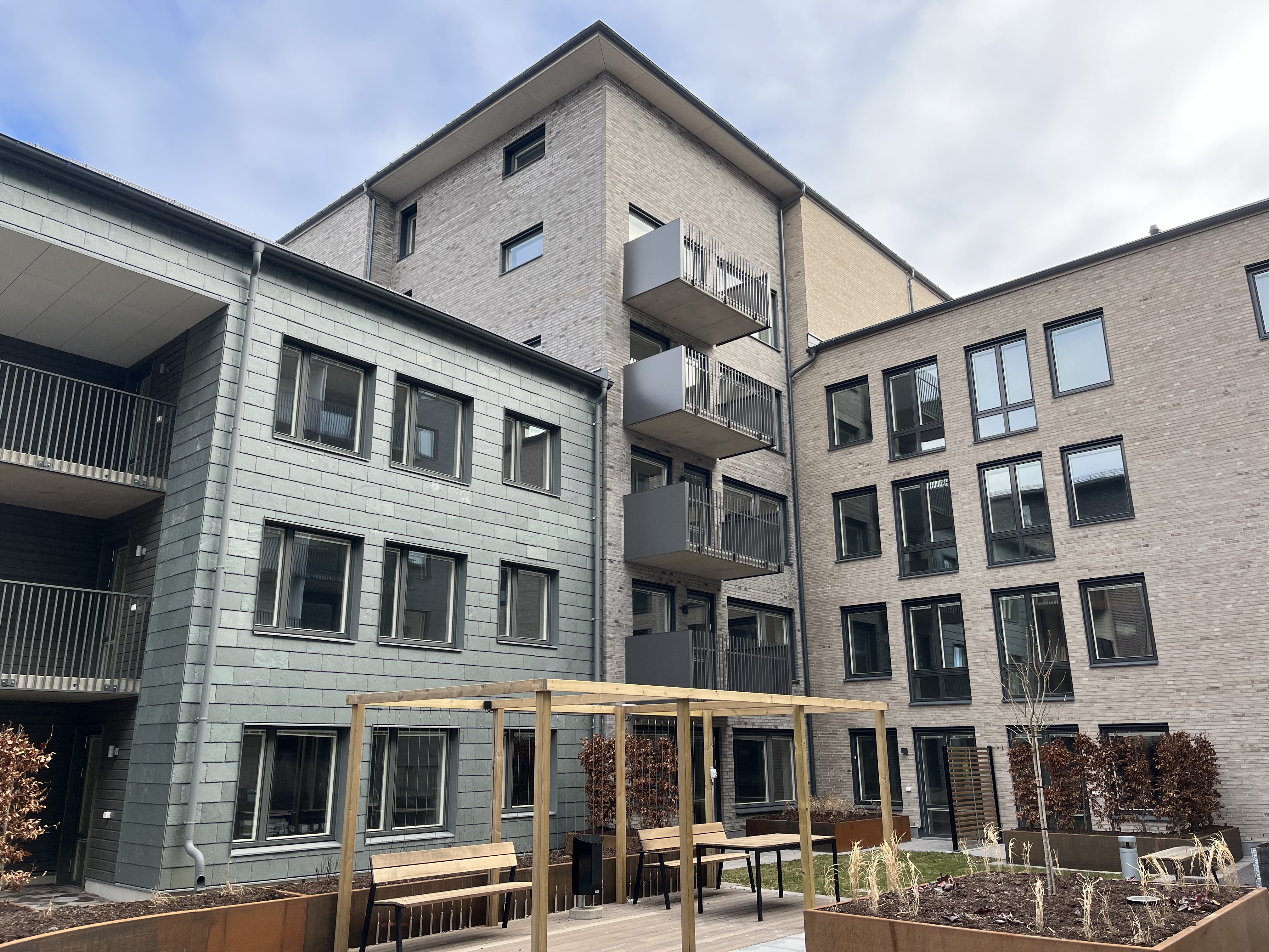 På innergården finns en pergola